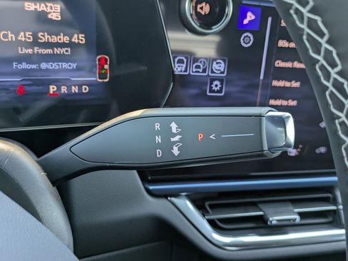 Used 2026 Chevrolet Equinox EV LT image 19