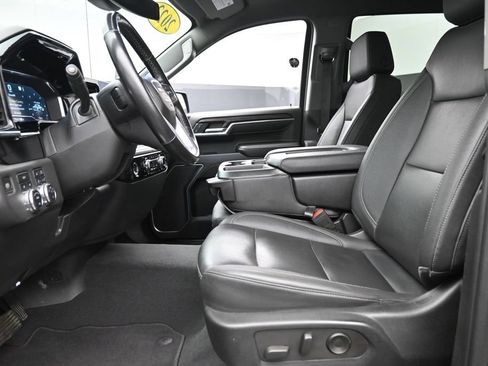 Used 2022 GMC Sierra 1500 SLT AWD/4WD image 16
