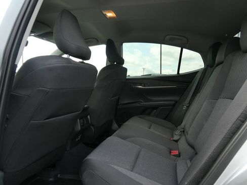 Used 2025 Toyota Camry LE w/ Convenience Package FWD image 17