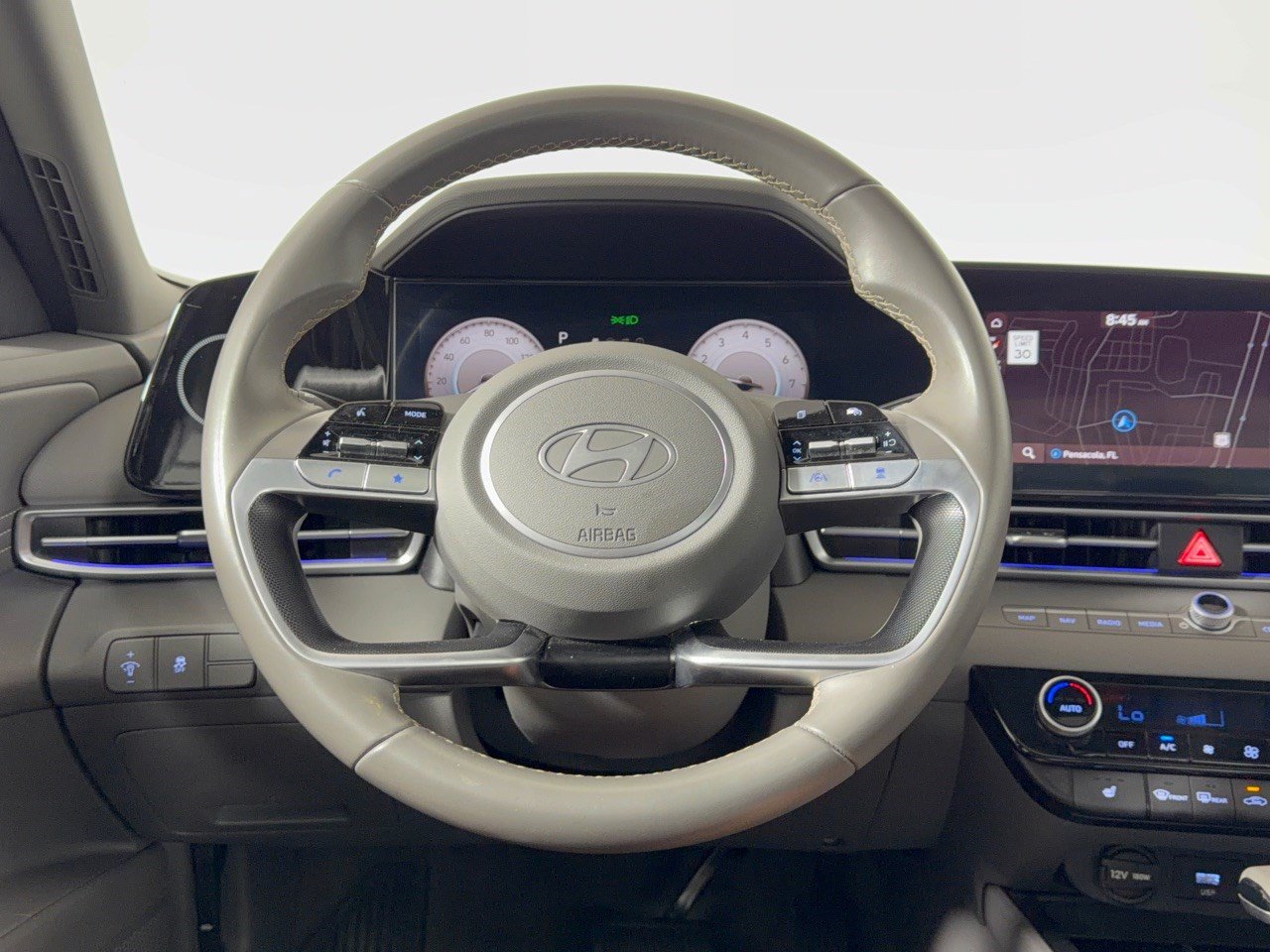 Used 2025 Hyundai Elantra SEL FWD image 10