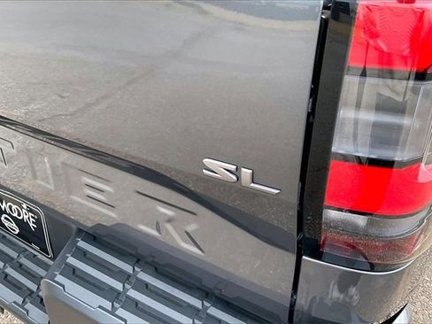 Certified 2024 Nissan Frontier SL w/ Technology Package image 8