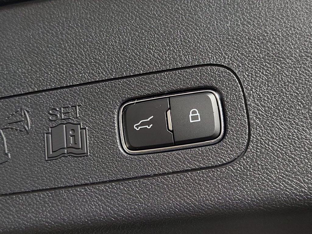 New 2026 Lincoln Aviator AWD image 6