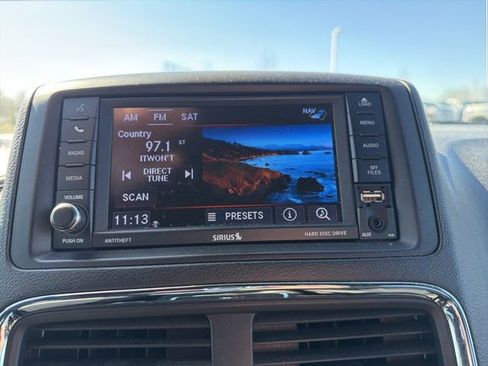 Used 2018 Dodge Grand Caravan GT image 26