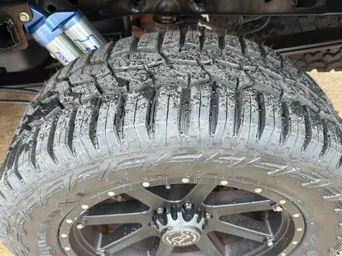 Used 2013 Ford F150 Raptor w/ Luxury Equipment Group AWD/4WD image 21