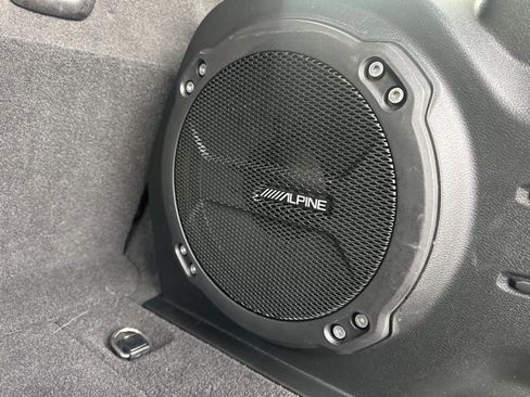 Used 2023 Jeep Wrangler Altitude image 15