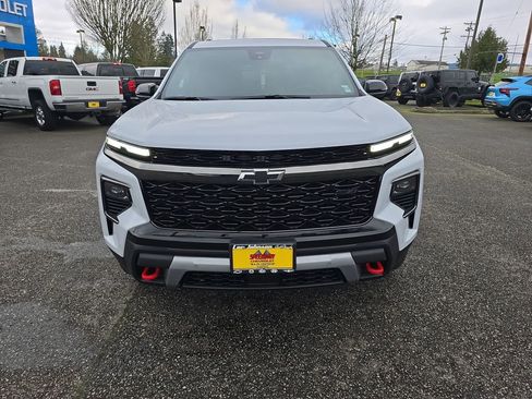 New 2026 Chevrolet Traverse Z71 w/ Enhanced Driving Package image 9