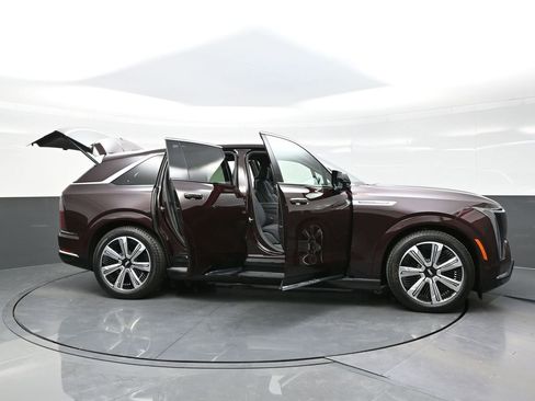 New 2026 Cadillac Escalade IQ Luxury 1 image 31