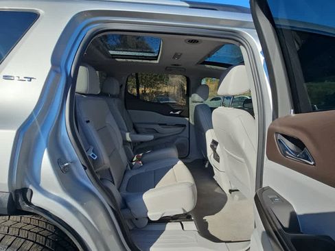 Used 2020 GMC Acadia SLT w/ Trailering Package image 26