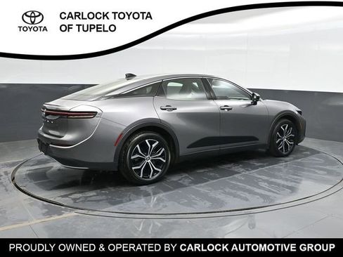 Used 2026 Toyota Crown XLE image 3