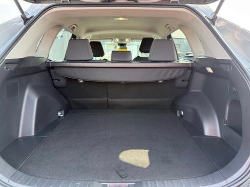 Used 2025 Toyota RAV4 XLE AWD/4WD image 16