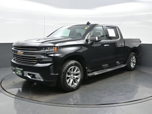 Used 2021 Chevrolet Silverado 1500 High Country w/ Technology Package AWD/4WD image 2