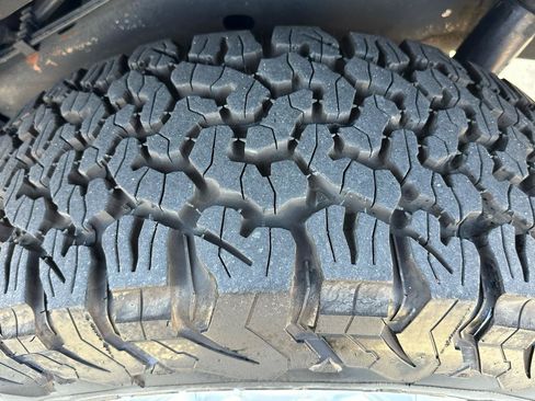 Used 2005 HUMMER H2 AWD/4WD image 22