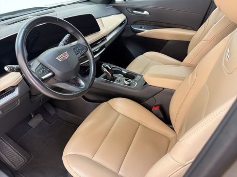 Certified 2025 Cadillac XT4 Premium Luxury FWD image 22