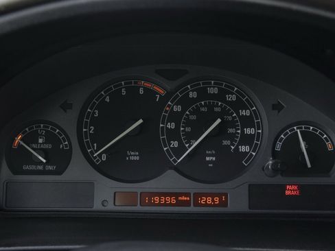 Used 1992 BMW 850i image 15