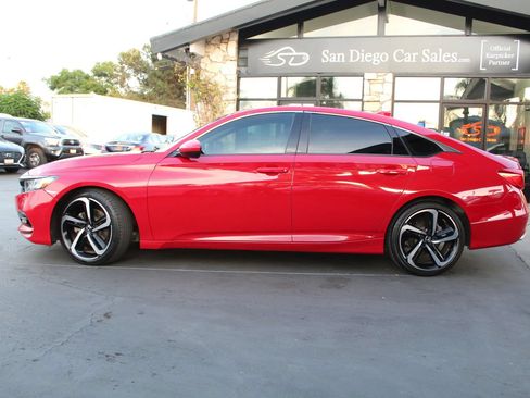 Used 2020 Honda Accord Sport image 2