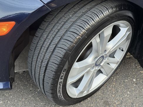 Used 2012 Mercedes-Benz E 350 4MATIC Sedan image 37