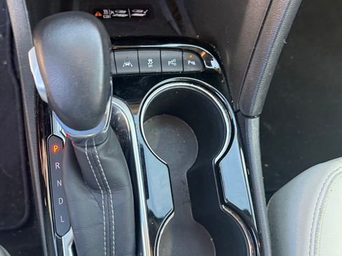 Used 2021 Buick Encore GX Essence w/ Advanced Technology Package image 16