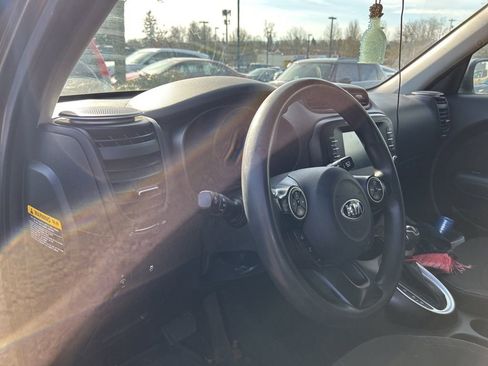 Used 2019 Kia Soul w/ Convenience Package image 35