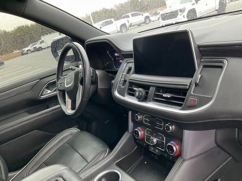 Used 2021 GMC Yukon SLT image 11