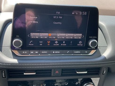 Used 2022 Nissan Rogue S AWD/4WD image 15