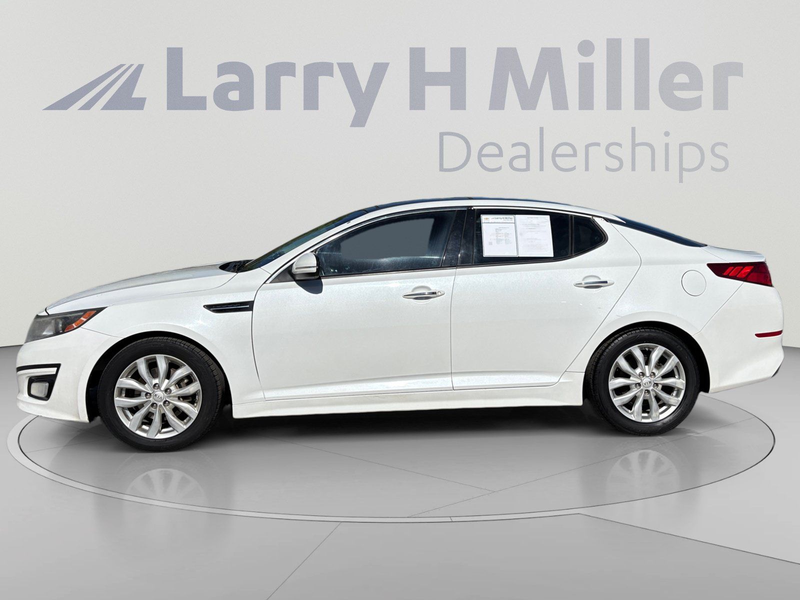 Used 2015 Kia Optima EX w/ EX Premium Package FWD image 2