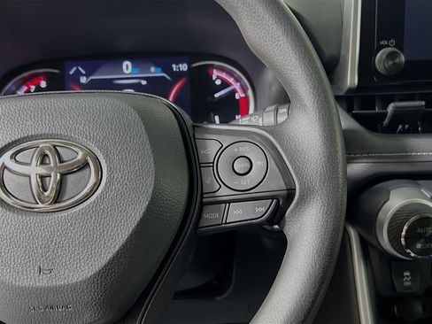 Used 2023 Toyota RAV4 XLE AWD/4WD image 20