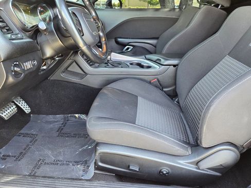 Used 2019 Dodge Challenger R/T Scat Pack RWD image 17
