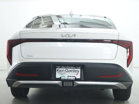 Used 2025 Kia K4 FWD image 42