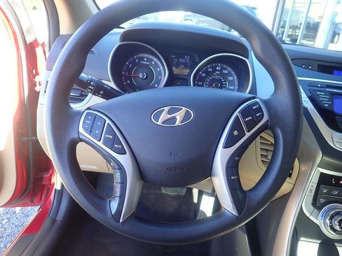 Used 2012 Hyundai Elantra GLS w/ Preferred Pkg 3 image 6
