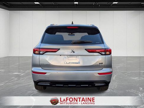 New 2025 Mitsubishi Outlander SEL Black Edition AWD/4WD image 4