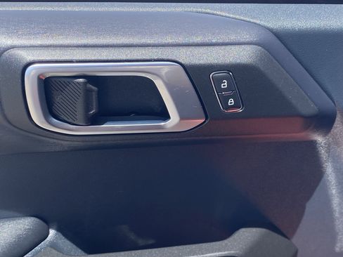 Used 2023 Ford Bronco Raptor AWD/4WD image 19