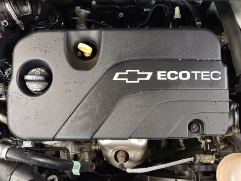 Used 2021 Chevrolet Spark LT image 30