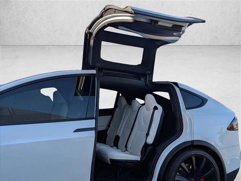 Used 2020 Tesla Model X Performance AWD/4WD image 11