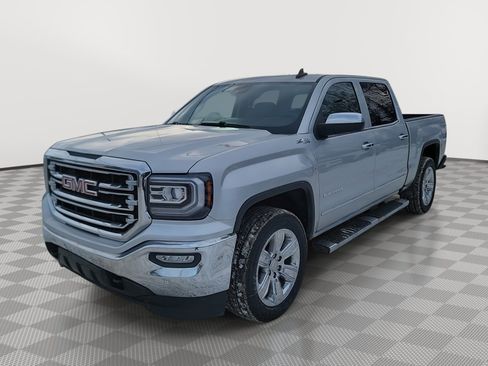 Used 2018 GMC Sierra 1500 SLT image 1