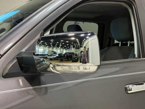 Used 2017 RAM 1500 Lone Star RWD image 10