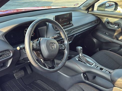 Used 2023 Honda HR-V Sport image 23