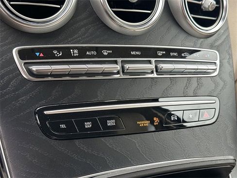 Used 2022 Mercedes-Benz GLC 300 4MATIC image 36