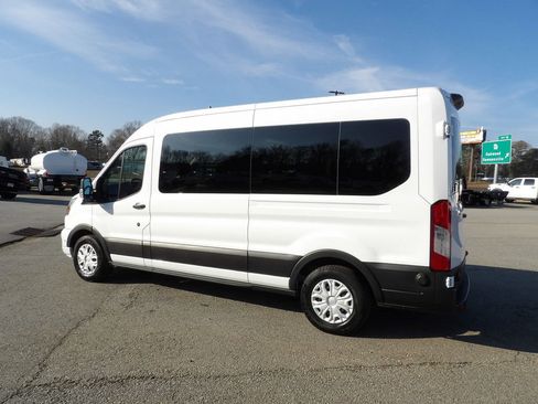 Used 2024 Ford Transit 350 XLT image 4