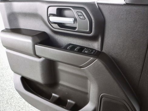 Used 2024 Chevrolet Silverado 2500 Custom w/ Custom Convenience Package image 22