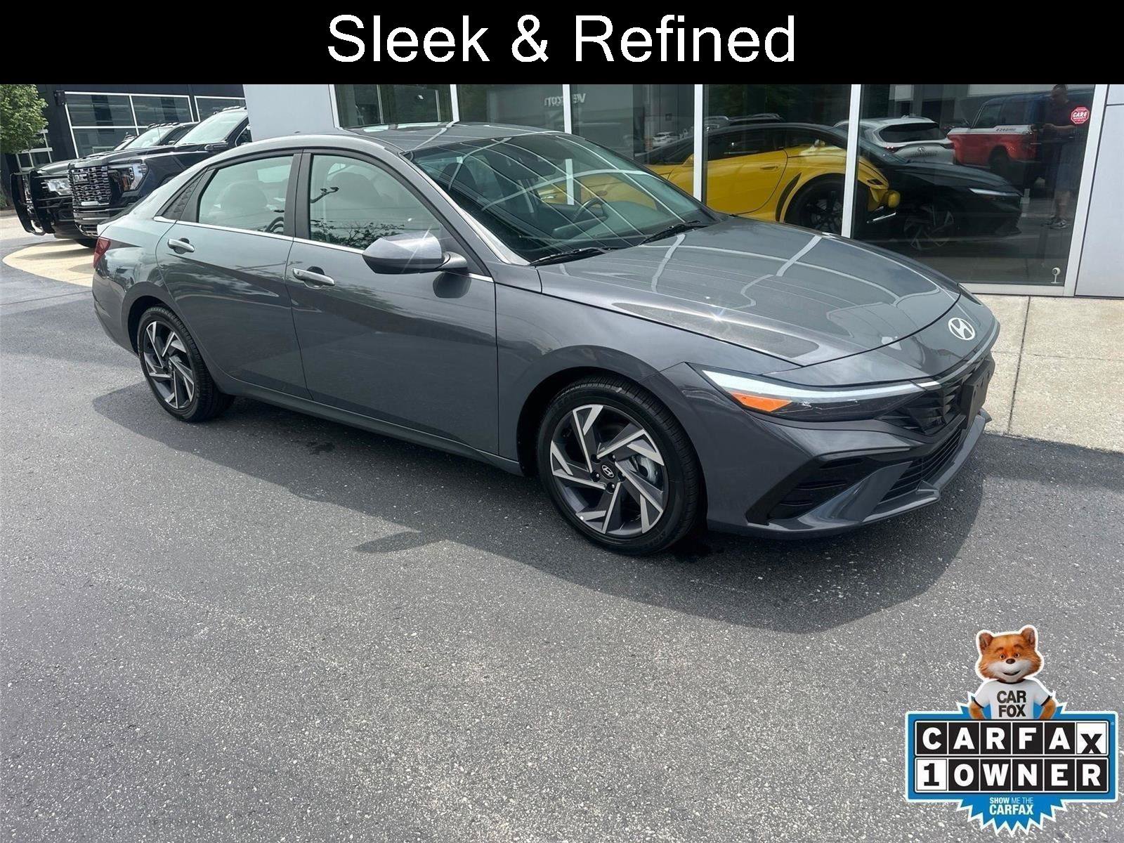 Used 2025 Hyundai Elantra SEL FWD image 1