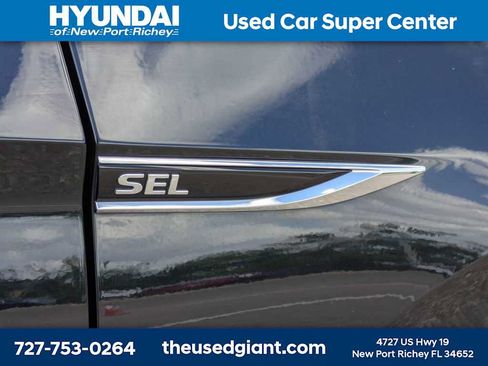 Used 2019 Volkswagen Jetta SEL w/ Cold Weather Package image 12