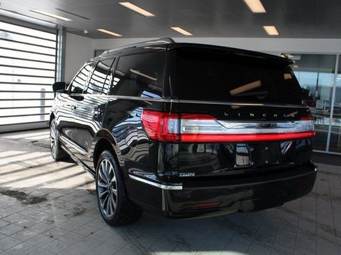 Used 2019 Lincoln Navigator Select image 24