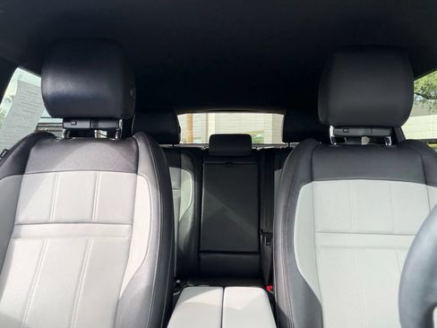 Used 2023 Land Rover Range Rover Evoque R-Dynamic SE AWD/4WD image 10