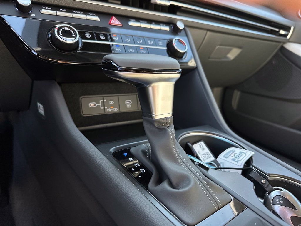 Used 2026 Hyundai Sonata SE FWD image 23