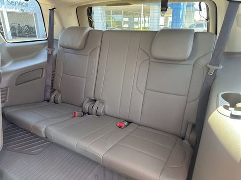 Used 2020 Chevrolet Tahoe Premier w/ 6.2L Performance Package AWD/4WD image 23