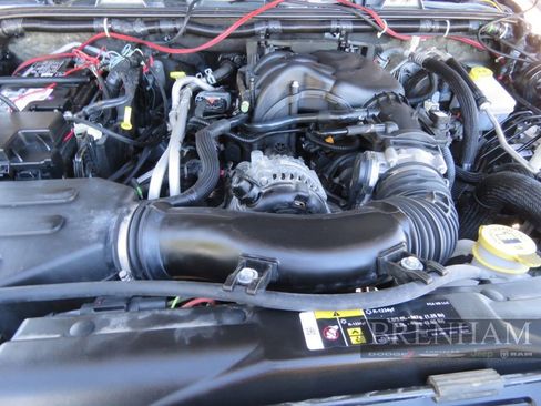 Used 2018 Jeep Wrangler Unlimited Rubicon image 13