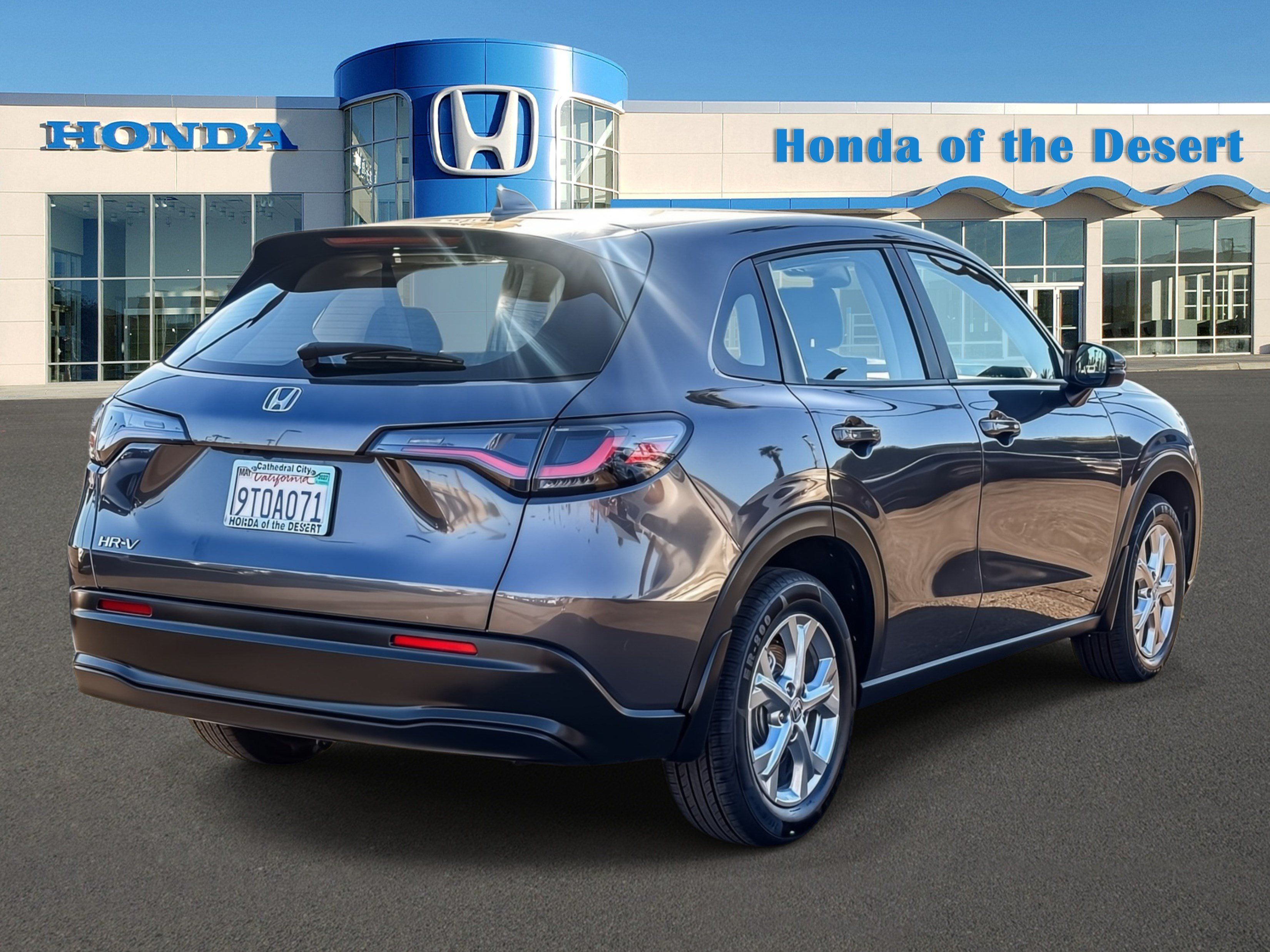 Certified 2025 Honda HR-V LX image 7
