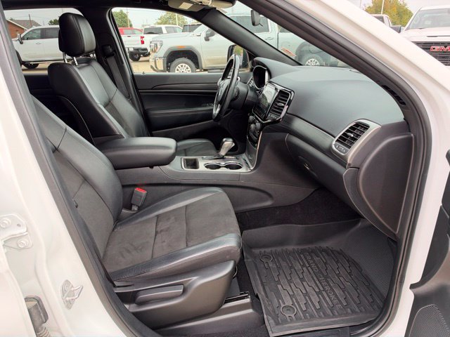 Used 2021 Jeep Grand Cherokee Laredo X AWD/4WD image 25