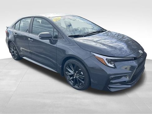 Certified 2025 Toyota Corolla SE image 8