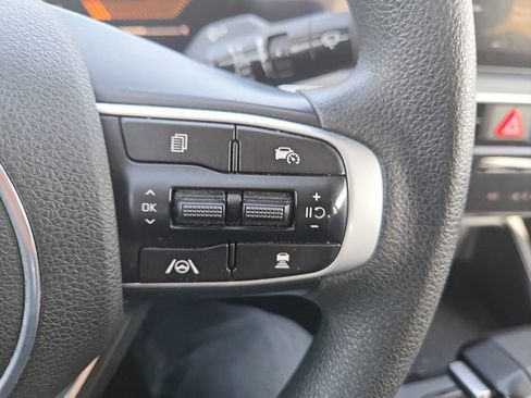 Used 2025 Kia K5 LXS FWD image 15